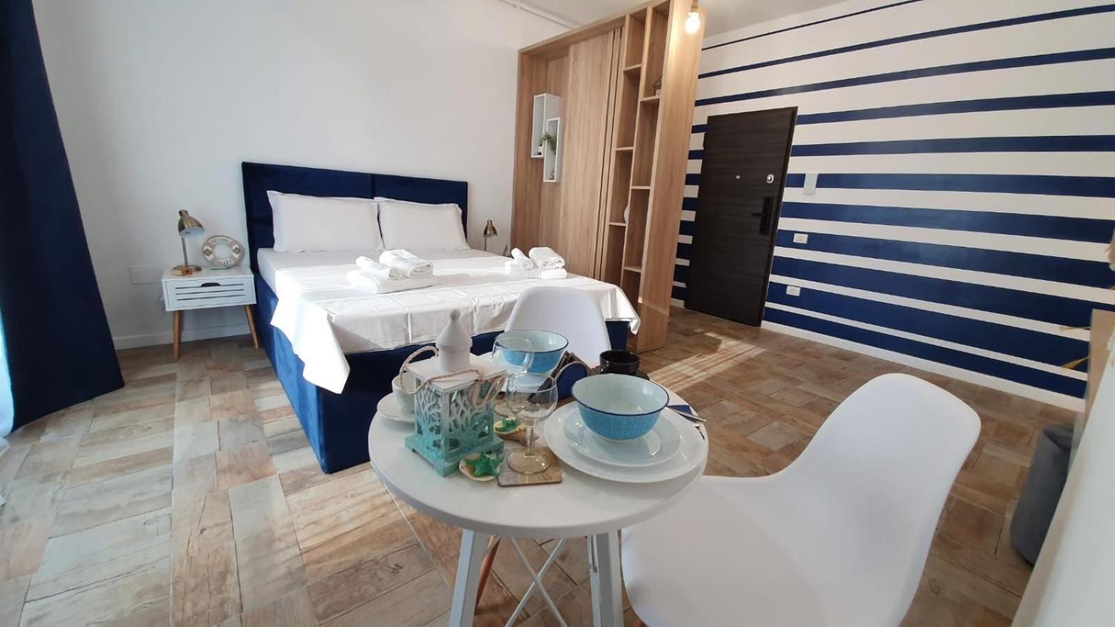 Lakeside Studio Mamaia Central Exterior foto